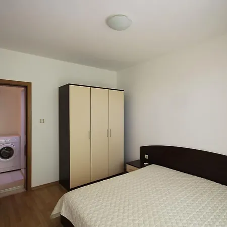 Arendoo In Triumph * Sveti Vlas